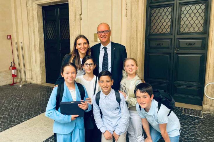 Con mInistro Valditara